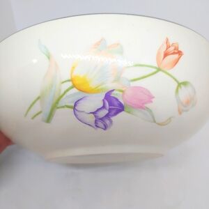 Hall's USA Tulips Serving Bowl